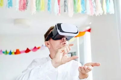 液體硅膠（LSR）材料 消費電子與穿戴設備創新的“隱形引擎”